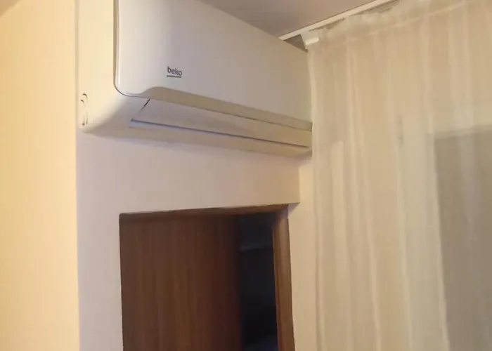 Alex Center Apartment